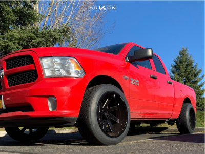 2015 Ram 1500 - 22x12 -51mm - ARKON OFF-ROAD Lincoln - Stock Suspension - 305/40R22