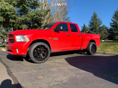 2015 Ram 1500 - 22x12 -51mm - ARKON OFF-ROAD Lincoln - Stock Suspension - 305/40R22