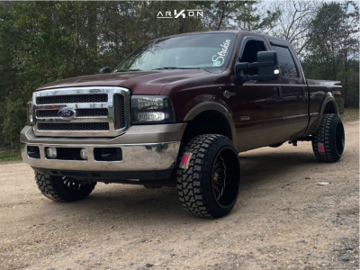 2006 Ford F-250 Super Duty - 22x14 -81mm - ARKON OFF-ROAD Alexander - Leveling Kit - 33" x 12.5"