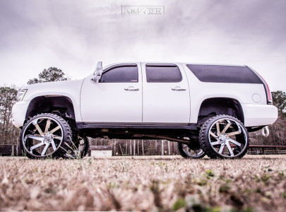 2007 Chevrolet Suburban 1500 - 26x14 -81mm - ARKON OFF-ROAD Lincoln - Suspension Lift 7" & Body 3" - 35" x 13.5"