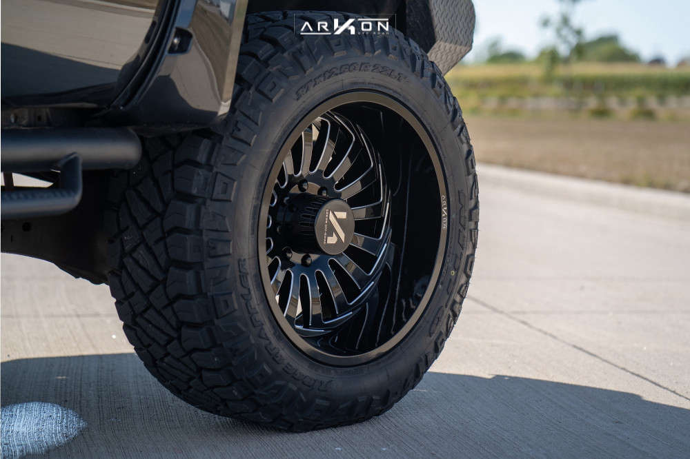 2013 Ford F-250 Super Duty Wheel Offset Aggressive > 1