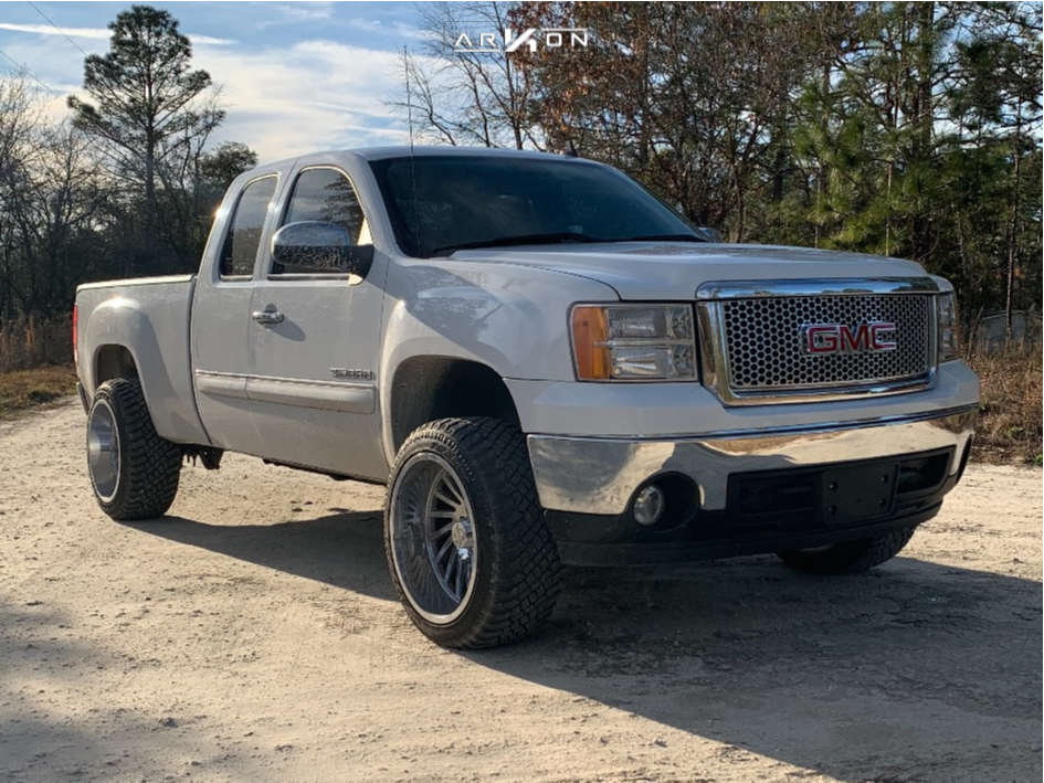 2012 GMC Sierra 1500 Wheel Offset Aggressive > 1" Outside Fender