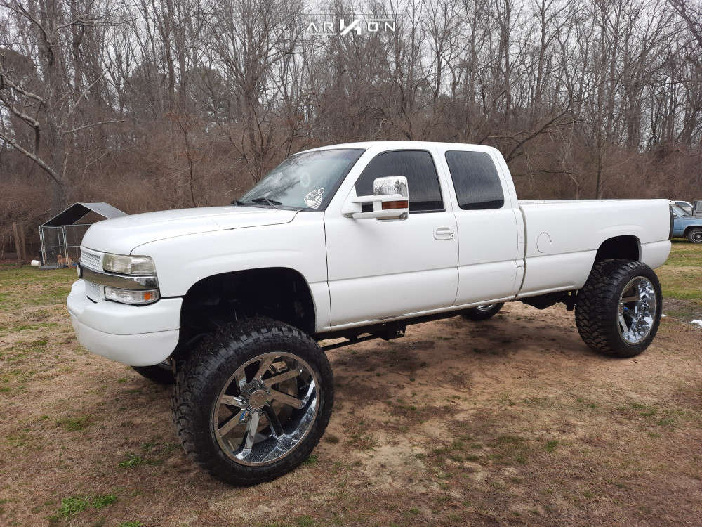 2001 Chevrolet Silverado 2500 HD Wheel Offset Super Aggressive 3