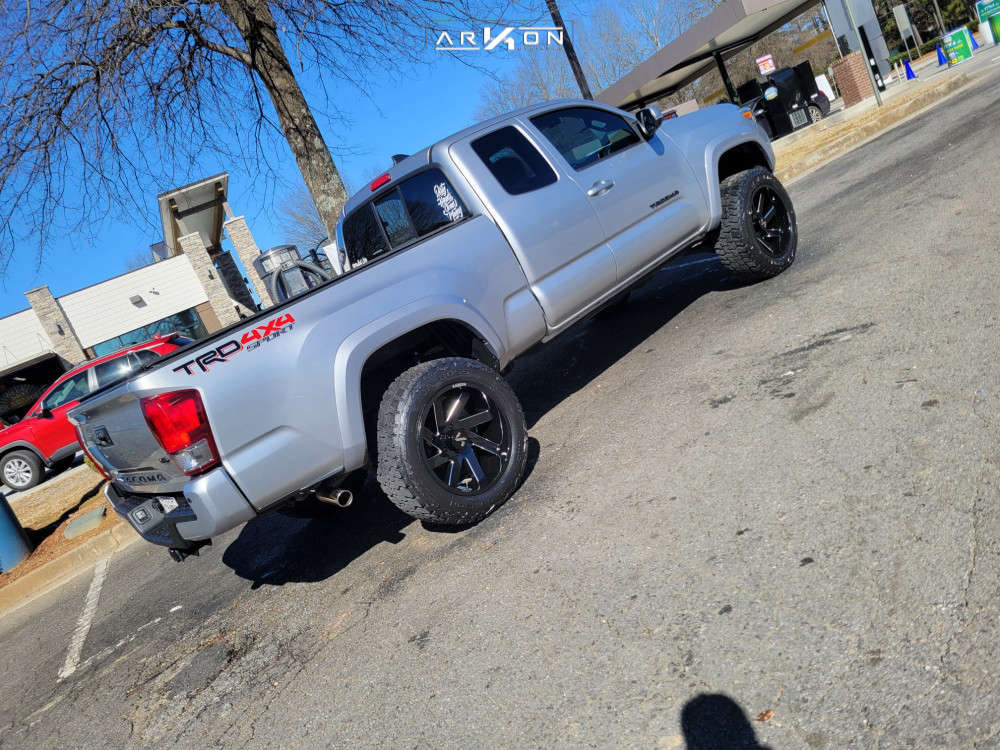 2016 Toyota Tacoma Wheel Offset Aggressive > 1