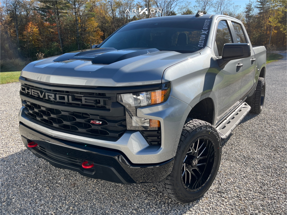Silverado Custom Black Wheels